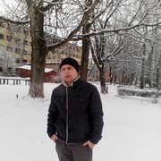  ,   Dmytro, 33 ,   