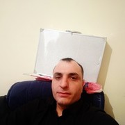  ,   Macho, 38 ,  