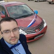  ,  Anton, 28