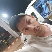  ,   Ivan, 33 ,  