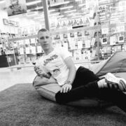  ,   Dzima, 28 ,   ,   