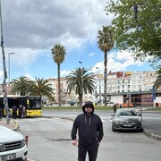  ,   Artur, 39 ,   ,   