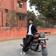  Delhi,   Kabir, 23 ,   ,   
