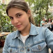 Знакомства Palais-Bourbon, Мария