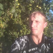  ,   Aleksei, 32 ,   c 