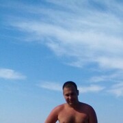 ,  Dima, 44
