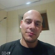  ,   Klaus, 36 ,   ,   
