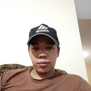  ,  Azizbek, 23