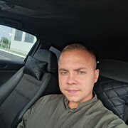   ,  Egor, 32