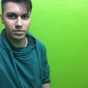  ,   Vk vitgromm, 32 ,   ,   , c 