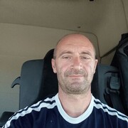  ,  Car, 47