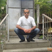  ,   Davit, 37 ,   