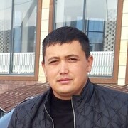  ,  Joni, 29