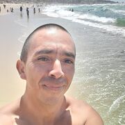  ,  Juan, 45