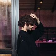  -,   Sam, 28 ,   ,   , c , 