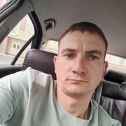  ,  Denis, 33