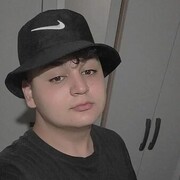  Montenegro,  Lucas rosa, 19