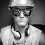  ,   Nick Ugolov, 33 ,   