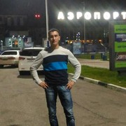  ,   Igor, 38 ,   