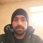  ,  Artur, 37