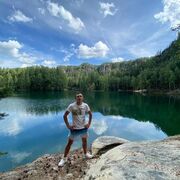  Allendorf,  Andrii, 31
