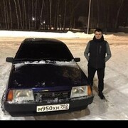  ,  Egor, 19
