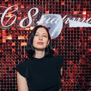  ,   Vikki, 29 ,  