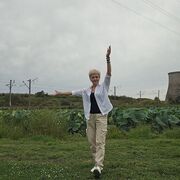 ,   Yluya, 44 ,     , c 