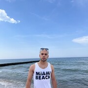  Warszawa,   , 27 ,   ,   