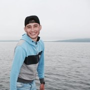  ,  Amanski, 32