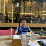  ,  Roman, 40