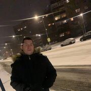  ,  Tomas, 33