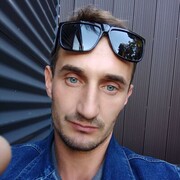  ,  Sergiu, 35