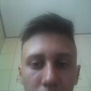  ,  Maksim, 31