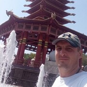  ,   Vladislav, 34 ,     , c 