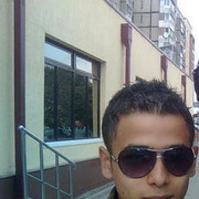  ,   Maksim, 32 ,   
