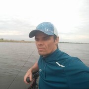  ,   Roman, 37 ,  