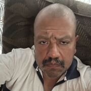  El Portal,  Jose Juan, 25