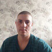 ,  Maksim, 36