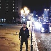  ,  Onur, 35