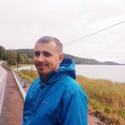  ,  Denis, 33