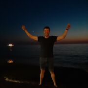  ,   Maxim, 37 ,   ,   , c , 