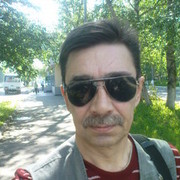  ,   Viktor, 64 ,   