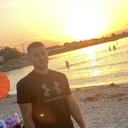  ,   Artur, 22 ,   ,   