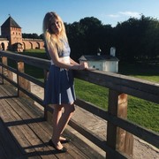  ,  Dasha, 27