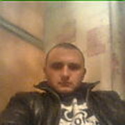  ,   Viktor, 34 ,   
