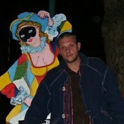  ,   Aleksej, 48 ,   