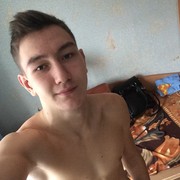   ,   Denis, 25 ,   