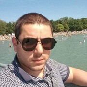  ,   Zviad, 28 ,   ,   
