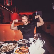  ,  Dato, 24